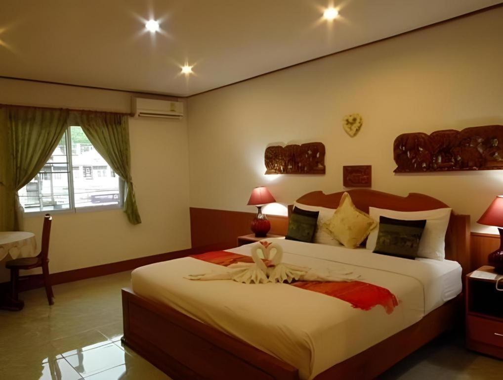 Ngamta Hotel Mae Hong Son Exterior photo